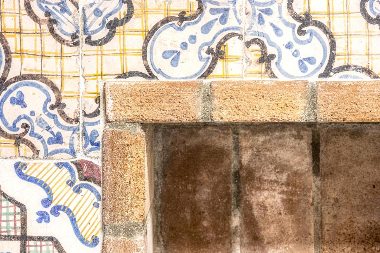 Right House - Small Garden In Old Town - Historical Castle District Cagliari Bagian luar foto
